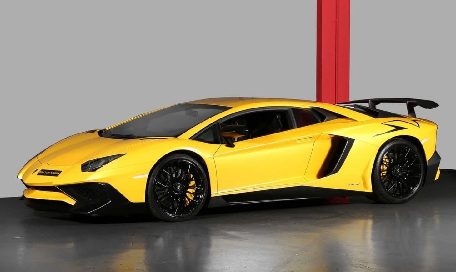 Moda Lamborghini SV