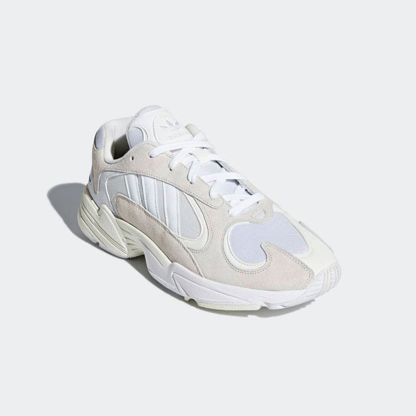 Product Adidas SAPATOS YUNG 1

