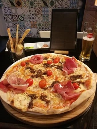 Restaurantes Luzzo Pizzaria