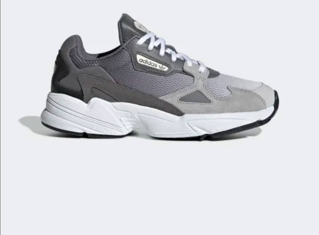 Product Adidas Falcon