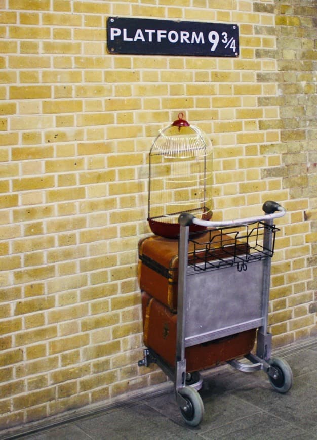 Place The Harry Potter Shop at Platform 9¾