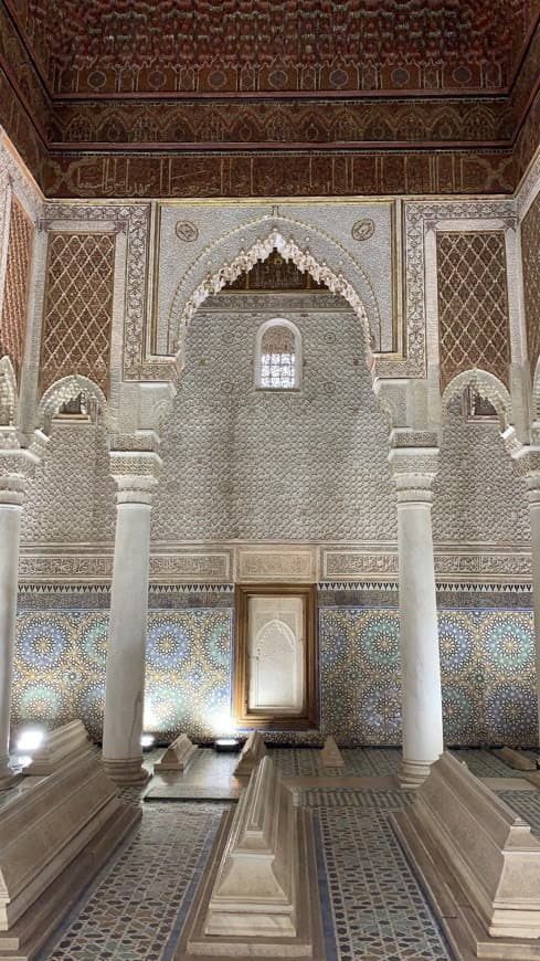 Place Saadiens Tombs