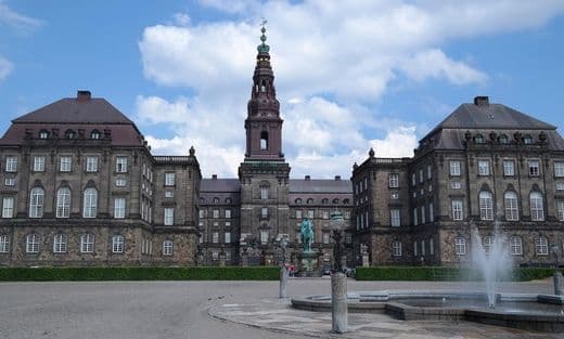 Place Christiansborg Palace