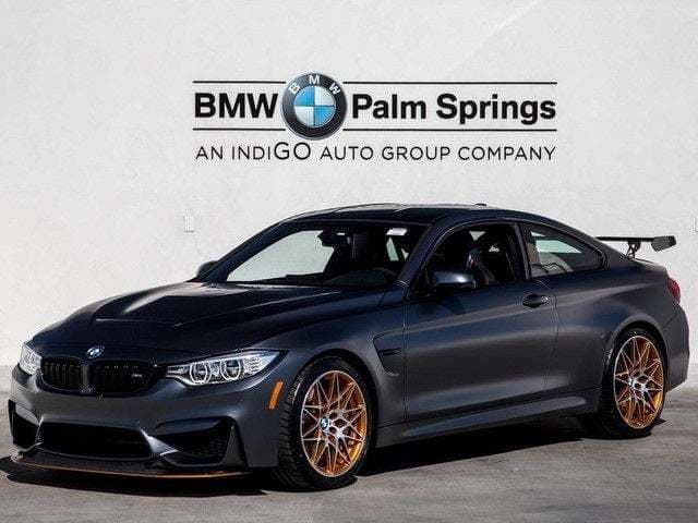 Fashion BMW M4 GTS: portrait of a super athlete