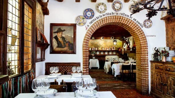 Restaurants Restaurante Mesón de Cándido