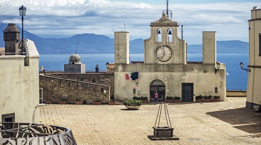 Place Castel Sant'Elmo