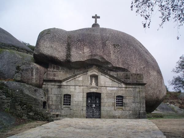 Lugar Santuário de Nossa Senhora da Lapa