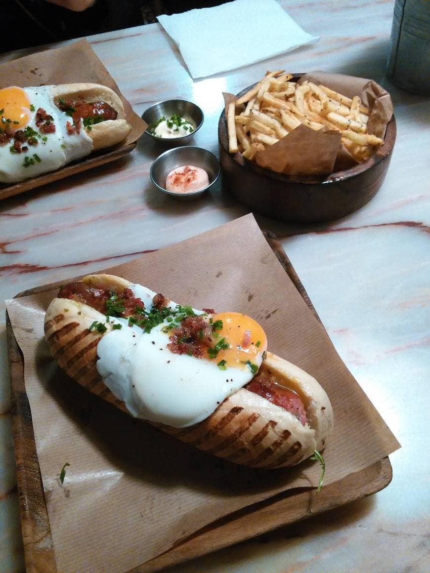 Restaurantes Frankie Hot Dogs