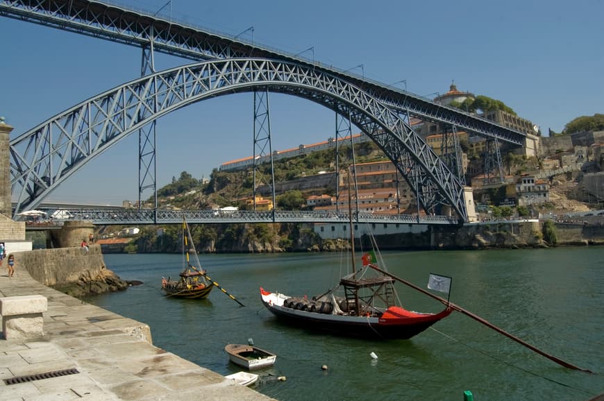 Place Ponte Luís I