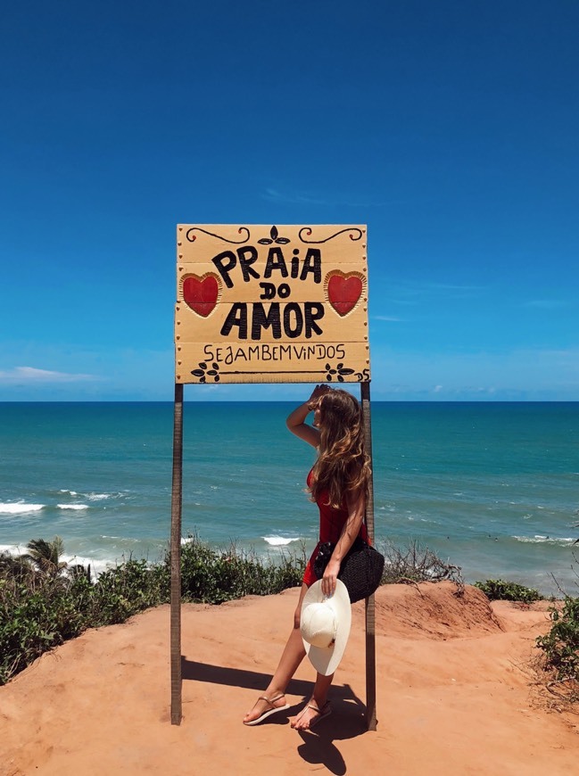 Place Praia do Amor