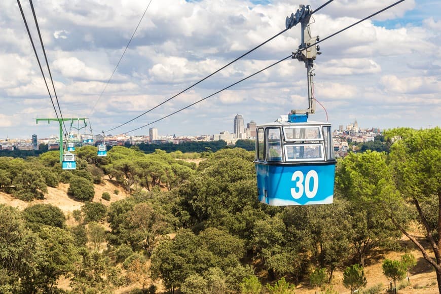 Lugar Teleférico de Madrid - Estación Rosales