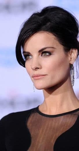 Moda Jaimie Alexander