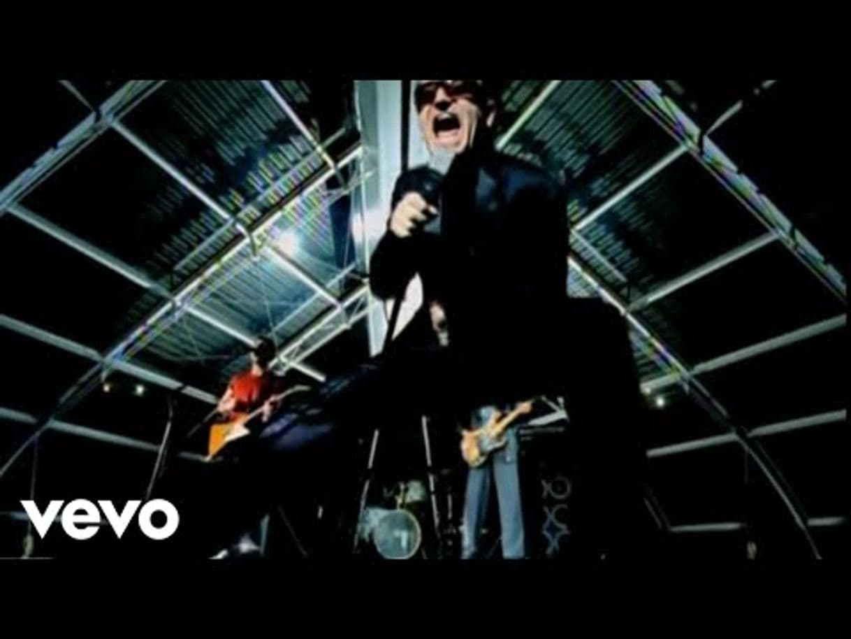 Fashion U2 - Beautiful Day - YouTube