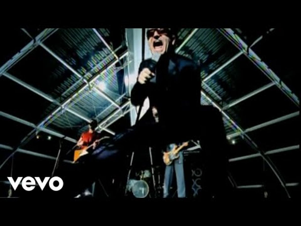 Moda U2 - Beautiful Day - YouTube