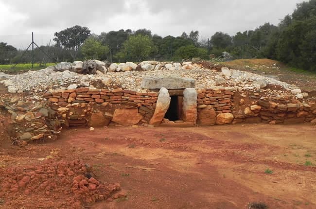 Lugar Alcalar Megalithic Site