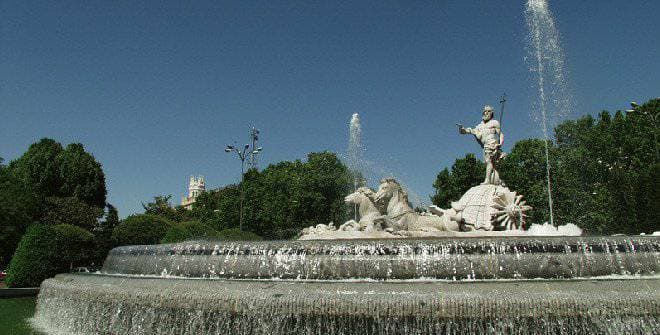 Lugar Fuente de Neptuno