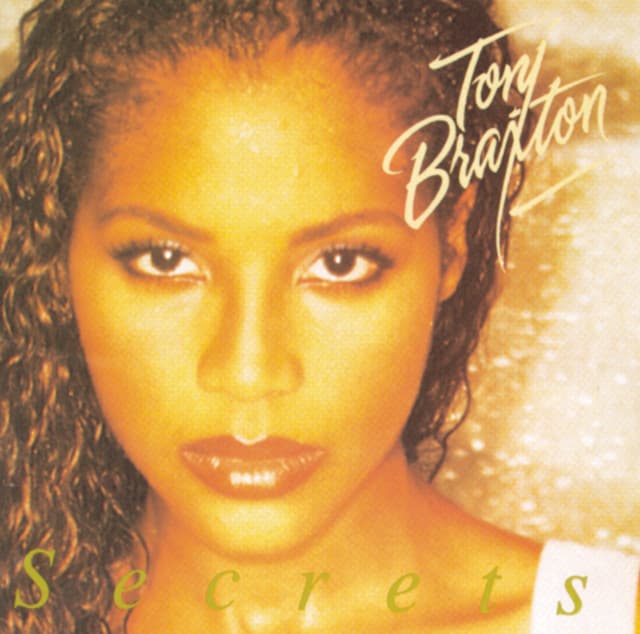 Canción How Could an Angel Break My Heart (with Toni Braxton)