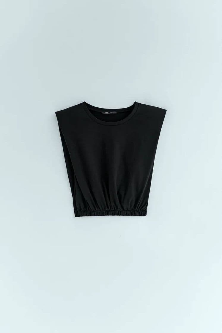 Moda T-SHIRT WITH SHOULDER PADS TRF