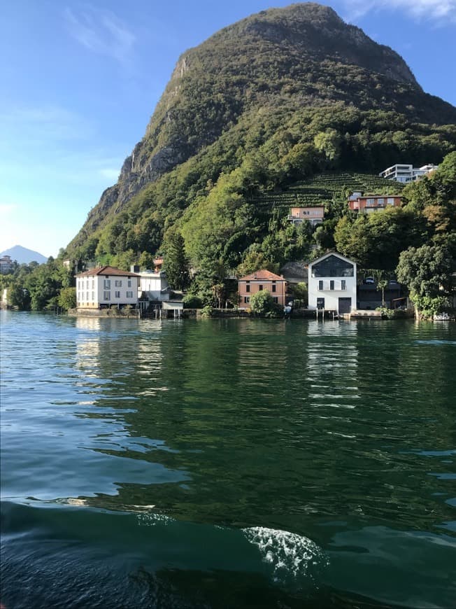 Place Lago di Lugano