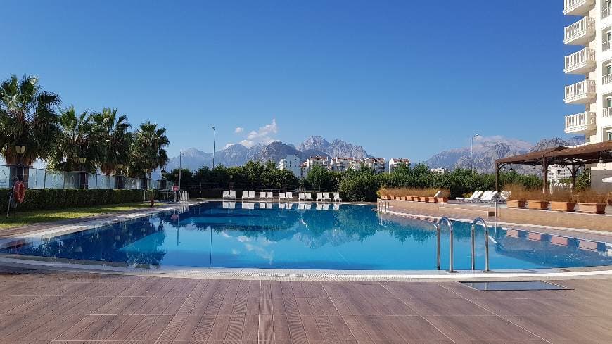 Lugar Crowne Plaza Antalya