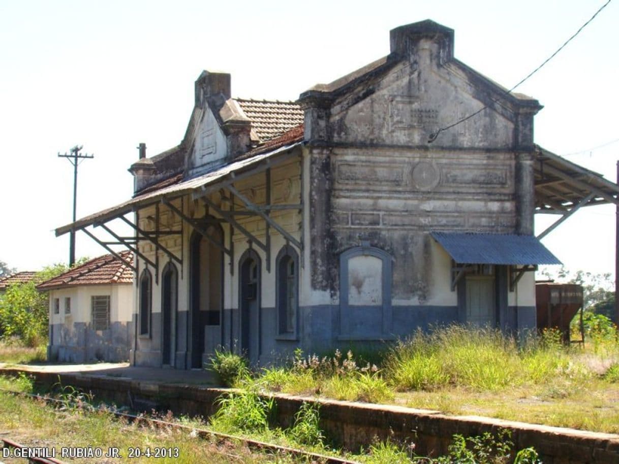 Place Estação Ferroviária de Rubião Junior