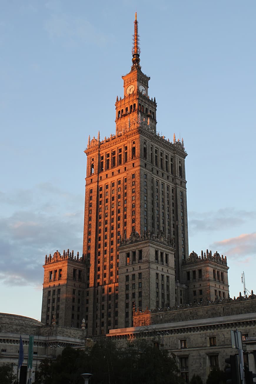 Lugar Palacio de la Cultura y la Ciencia