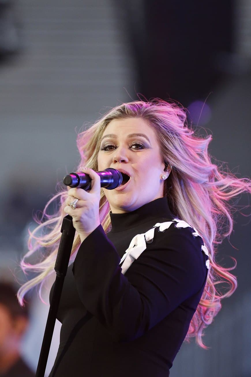 Fashion ‎Kelly Clarkson