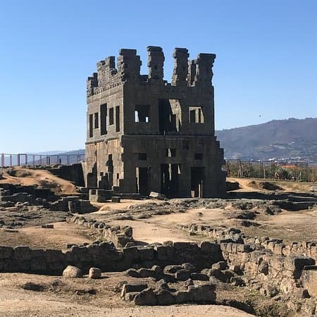 Place Torre de Centum Cellas