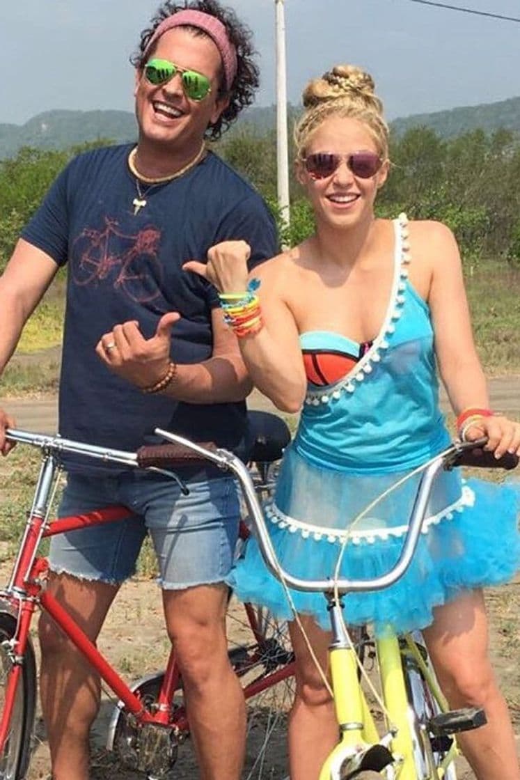 Fashion Shakira y su vídeo de la Bicicleta 🚴‍♀️ 