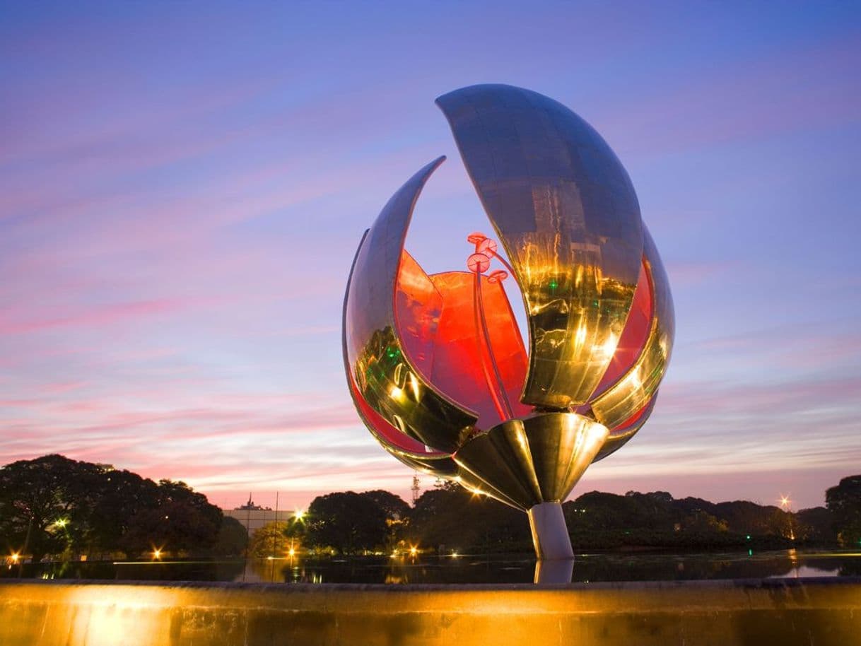 Lugar Floralis Genérica