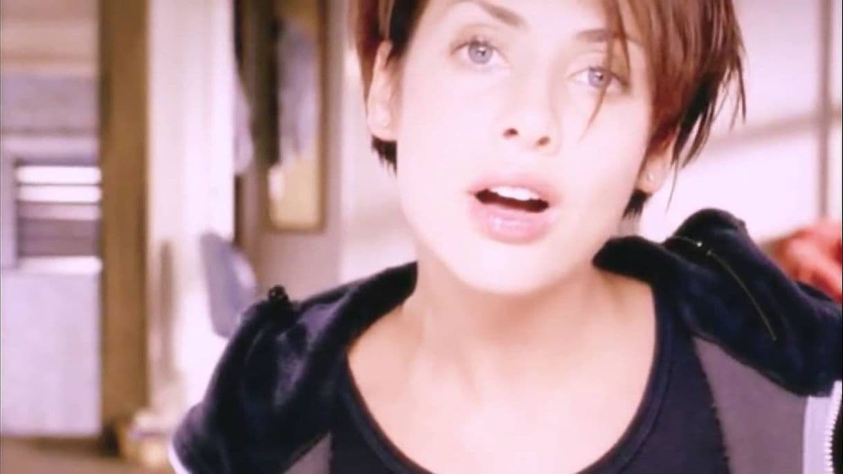 Canción Natalie Imbruglia - Torn (Official Video) [HD Remastered] - YouTube