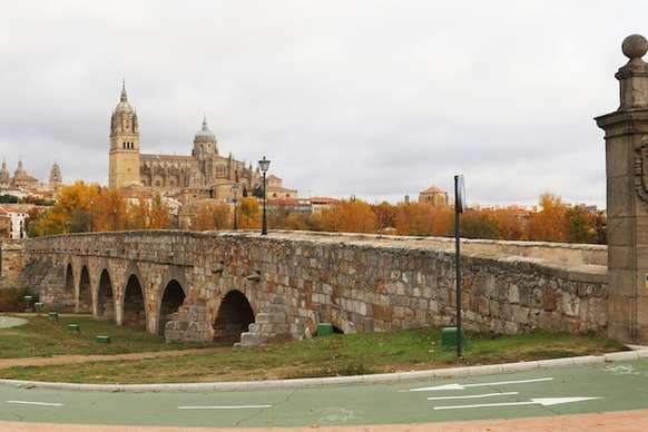 Place Puente Romano