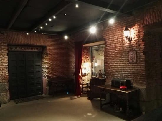 Place Dark Street Escape Room