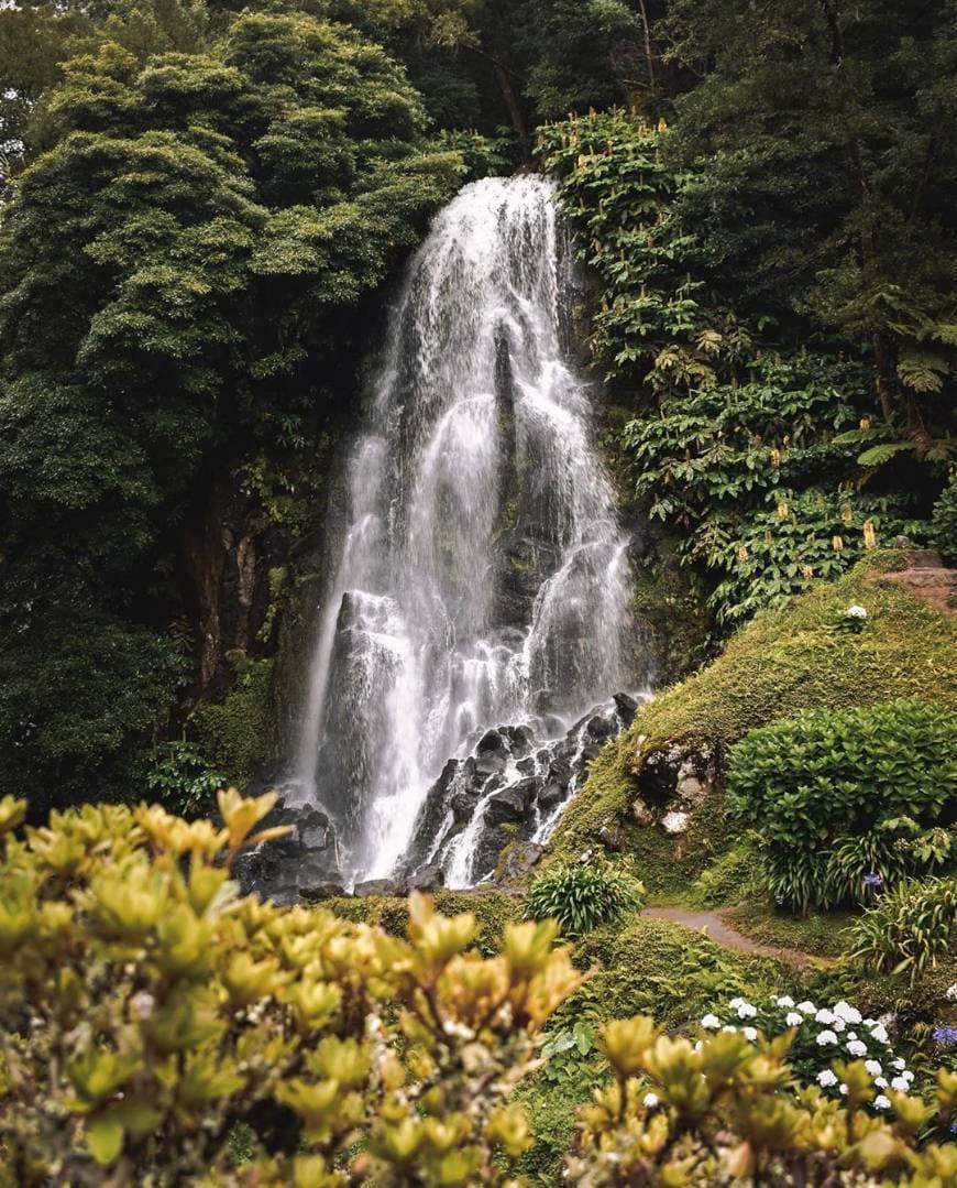 Place Ribeira dos Caldeirões