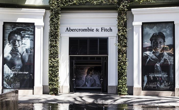 Place Abercrombie & Fitch