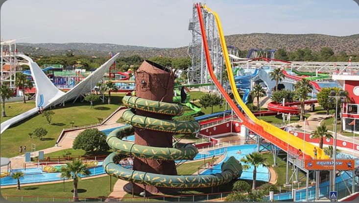 Lugar Aquashow Park - Water Park