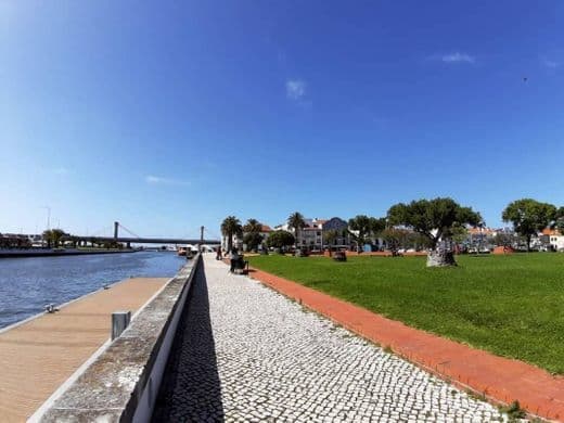 Place Jardim do Rossio