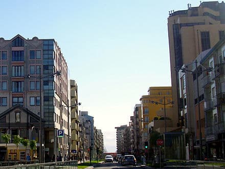 Place Avenida Mouzinho de Albuquerque