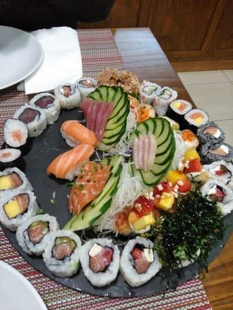 Restaurantes Yokozo Sushi Lounge