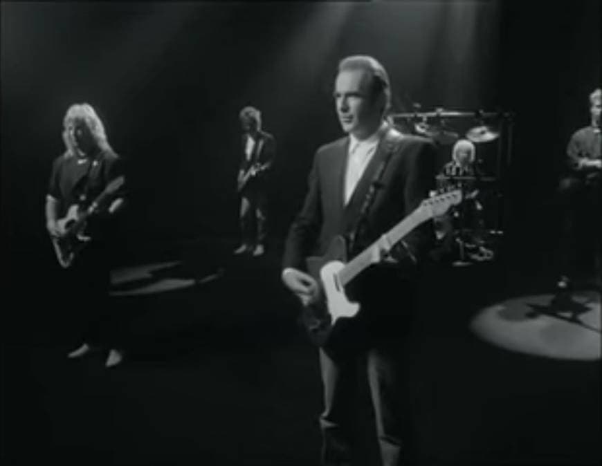 Music Status Quo - In the army now 