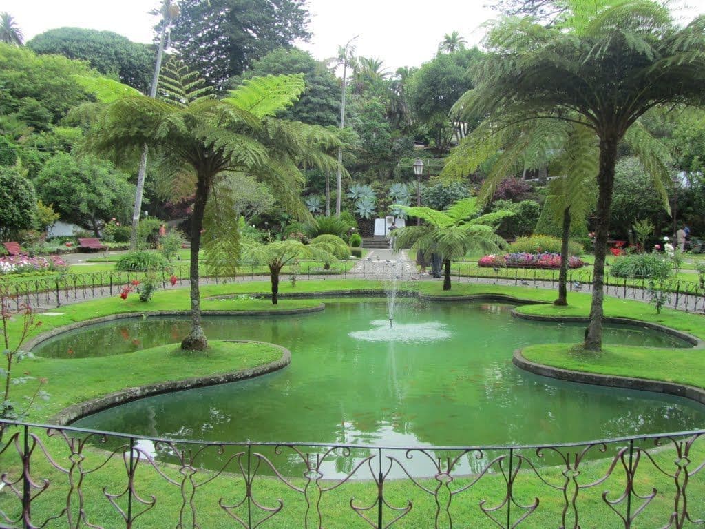 Place Duke Of Terceira Garden