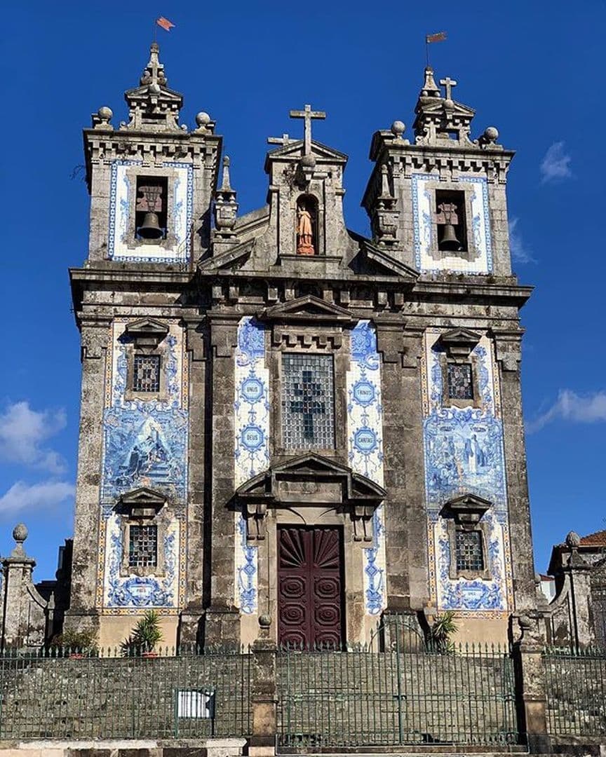 Place Iglesia de San Ildefonso