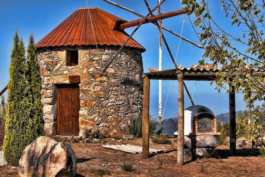 Lugar Moinhos da Serra da Atalhada