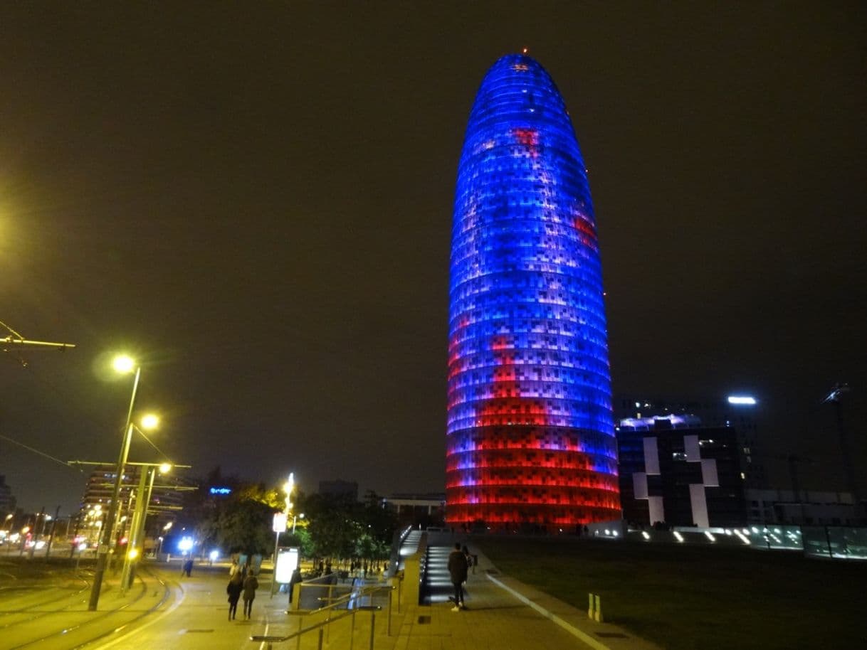 Lugar Torre Agbar