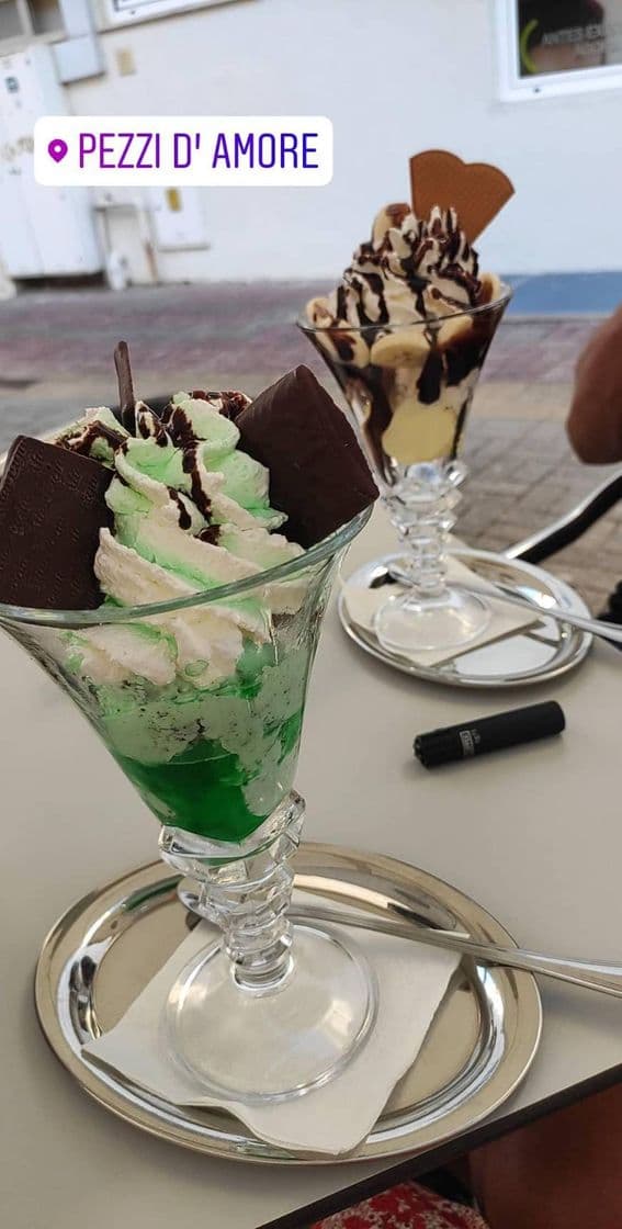 Restaurantes Pezzi D'Amore - Gelataria & Café