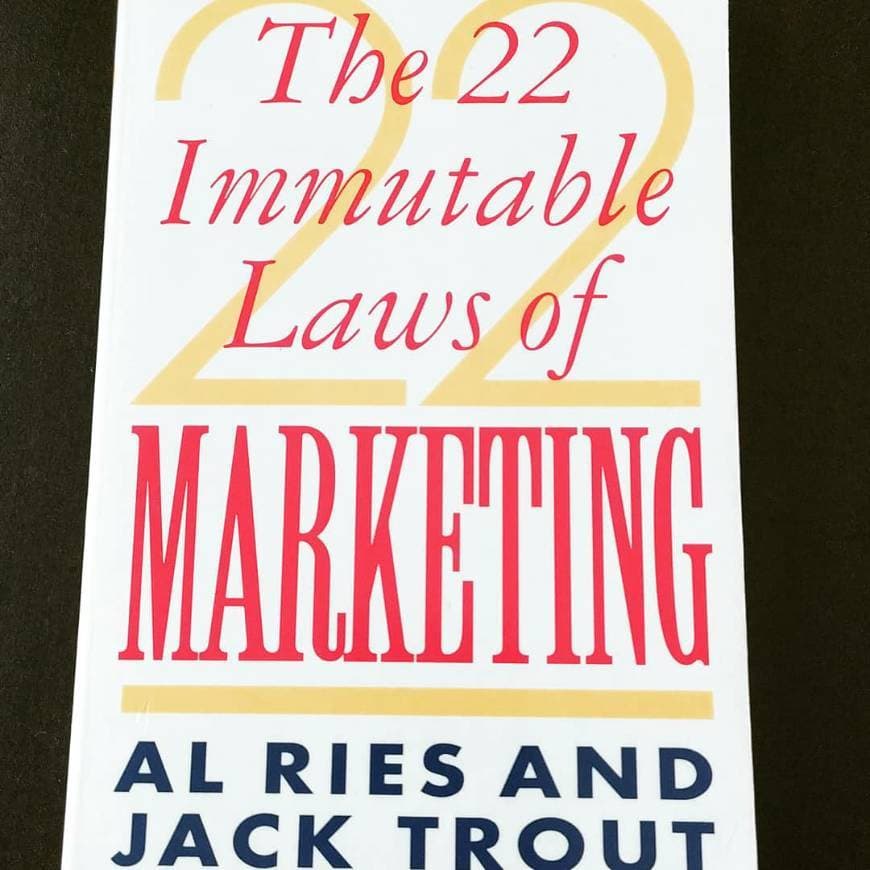 Libro The 22 Immutable Laws Of Marketing