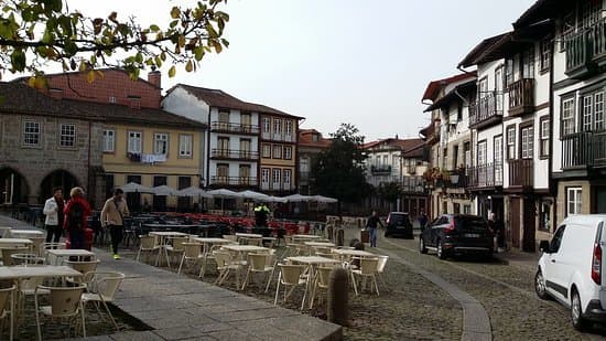 Lugar Praça de São Tiago