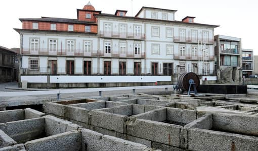 Lugar Rua de Couros