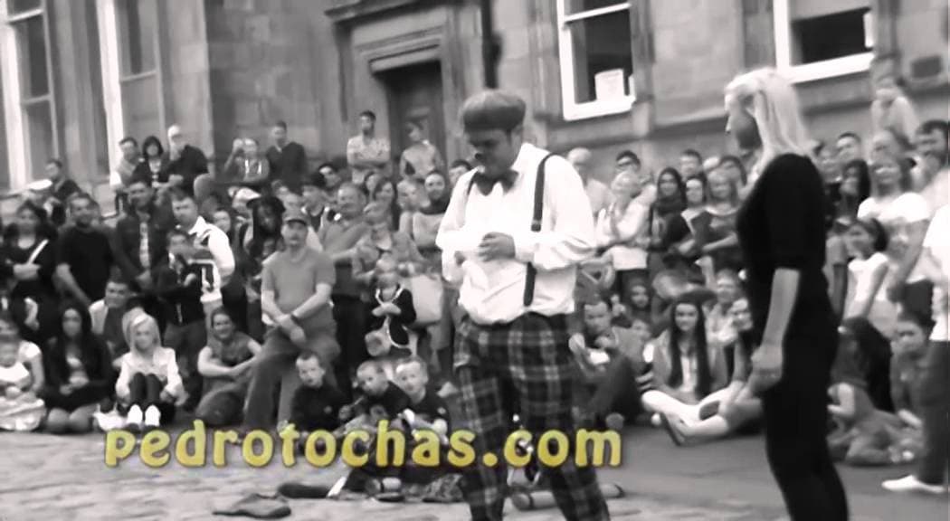 Moda Pedro Tochas at The Edinburgh Festival Fringe 2013 - YouTube