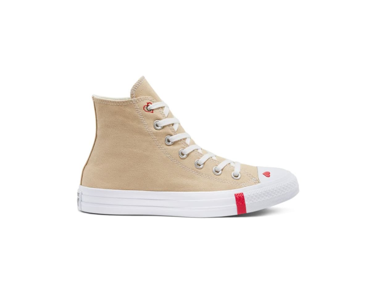 Producto Love Fearlessly Chuck Taylor All Star High Top para mujer 